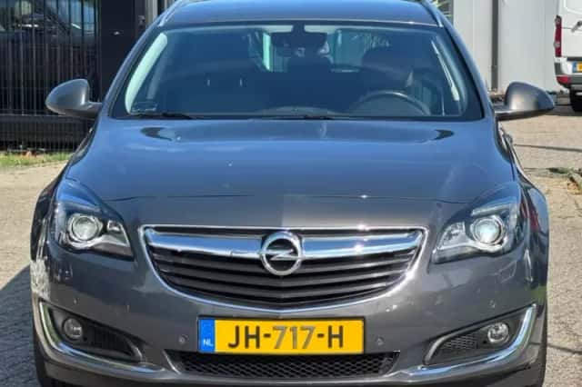 Opel Insignia (2016) thumbnail 2