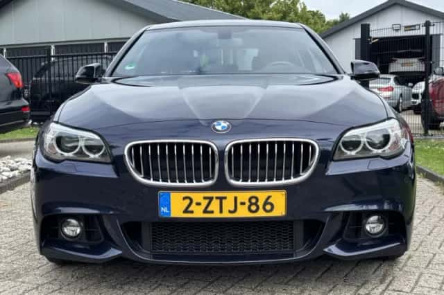 BMW 5-Serie (2015) thumbnail 2