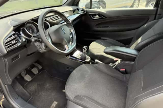 Citroën DS3 (2011) thumbnail 5