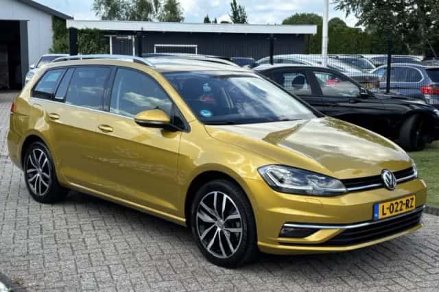 Volkswagen Golf (2017) thumbnail 3