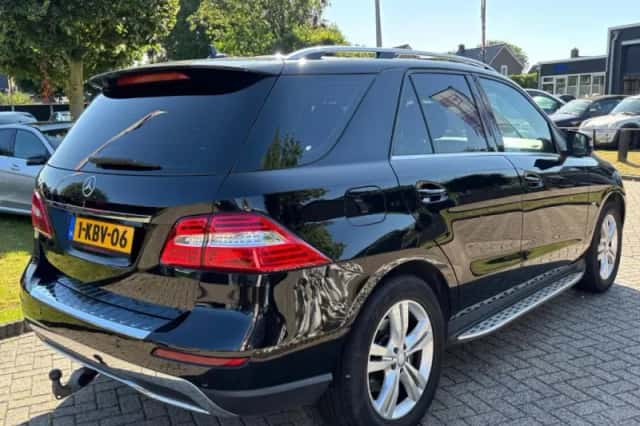 Mercedes-Benz ML-Klasse (2012) thumbnail 5