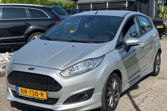 Ford Fiesta (2017) thumbnail 1