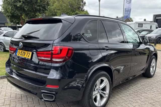 BMW X5 (2014) thumbnail 5