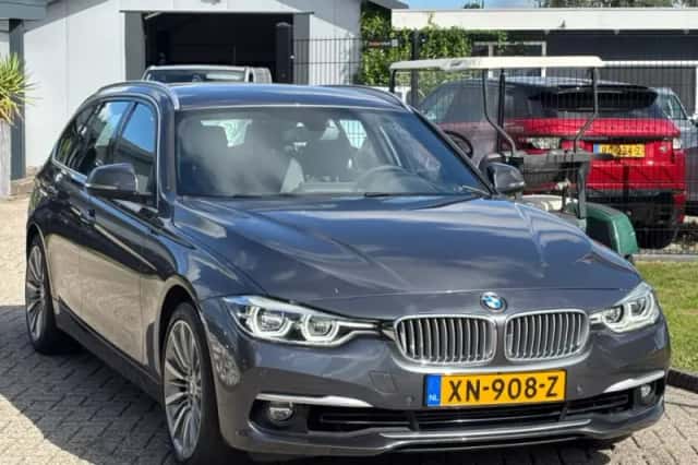 BMW 3-Serie (2019) thumbnail 3