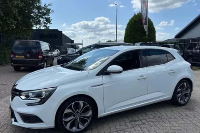 Renault Mégane (2016) thumbnail 4