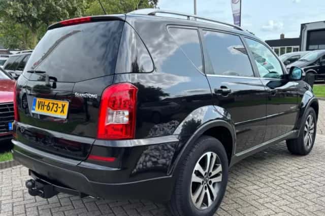 SsangYong Rexton RX (2014) thumbnail 5