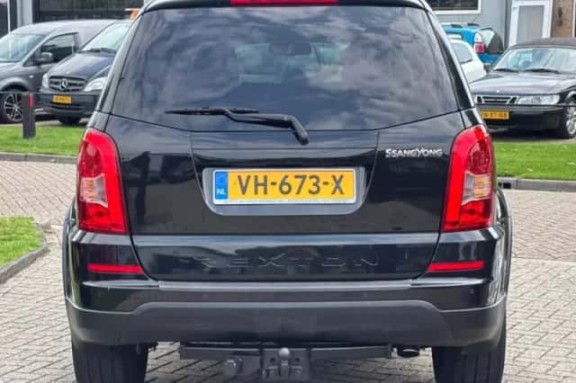 SsangYong Rexton RX (2014) thumbnail 6