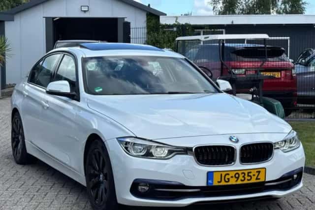 BMW 3-Serie (2016) thumbnail 3