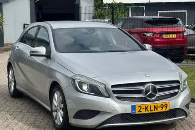 Mercedes-Benz A-Klasse (2013) thumbnail 3