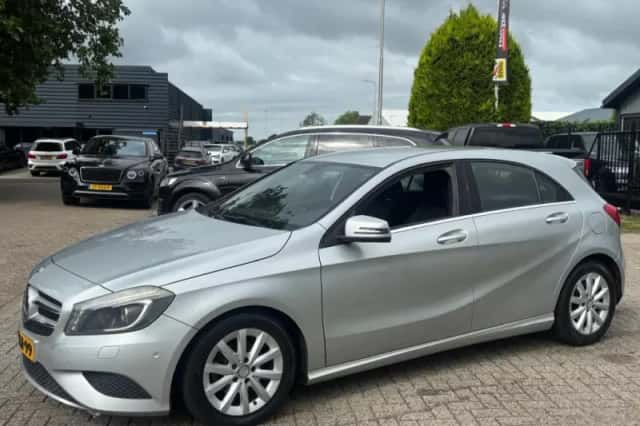 Mercedes-Benz A-Klasse (2013) thumbnail 4
