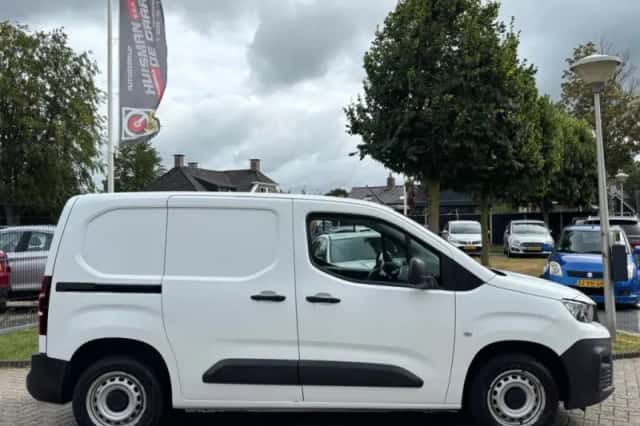 Peugeot Partner (2019) thumbnail 4