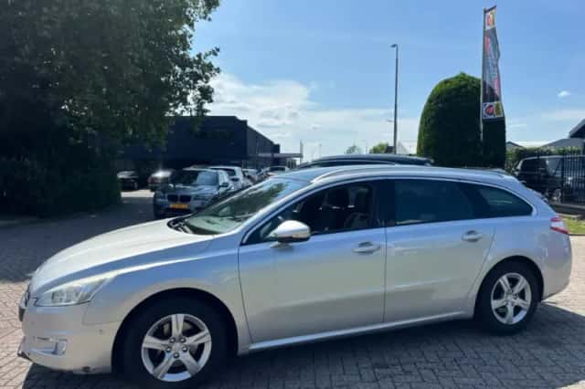 Peugeot 508 (2011) thumbnail 5