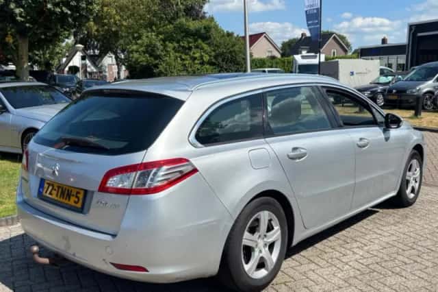 Peugeot 508 (2011) thumbnail 6