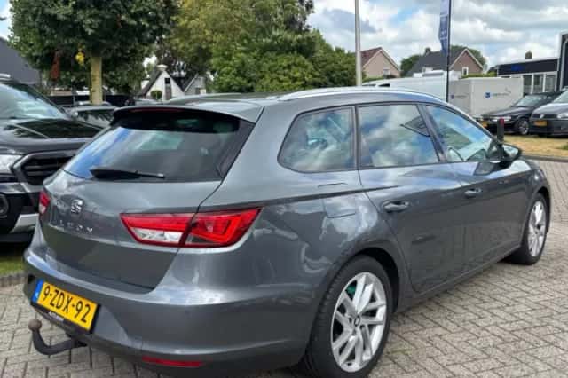 SEAT Leon (2014) thumbnail 6