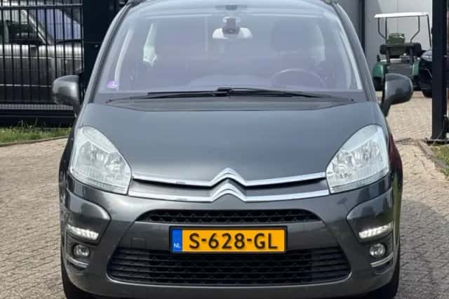 Citroën C4 Picasso (2013) thumbnail 2