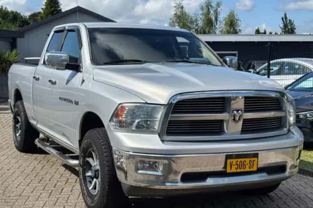 Dodge Ram (2012) thumbnail 3