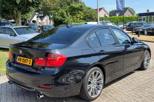 BMW 3-Serie (2012) thumbnail 5
