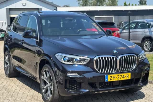 BMW X5 (2019) thumbnail 3