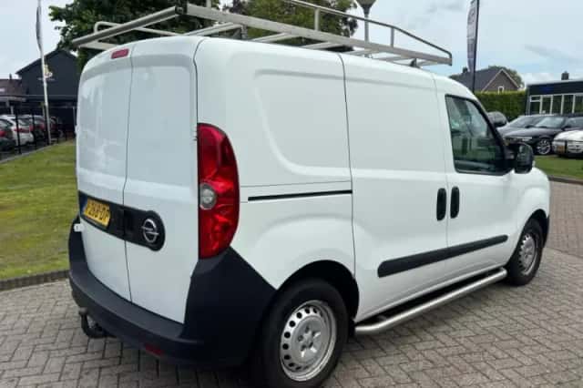 Opel Combo (2017) thumbnail 5