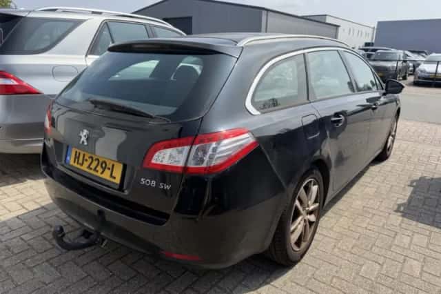 Peugeot 508 (2012) thumbnail 3