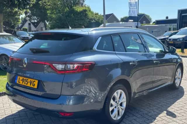 Renault Mégane (2019) thumbnail 6