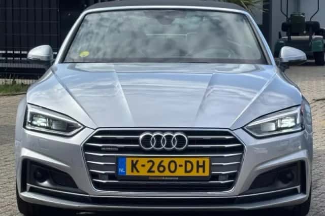 Audi A5 (2017) thumbnail 2