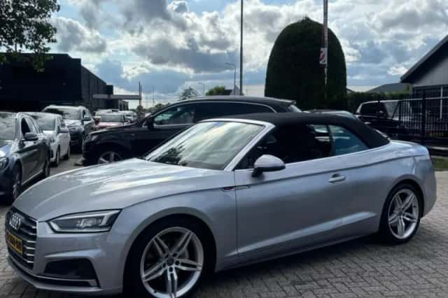 Audi A5 (2017) thumbnail 4