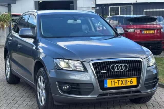 Audi Q5 (2012) thumbnail 3