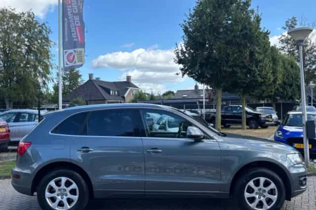 Audi Q5 (2012) thumbnail 5