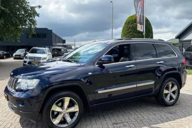 Jeep Grand Cherokee (2013) thumbnail 5