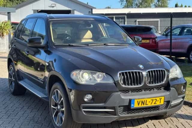 BMW X5 (2009) thumbnail 3