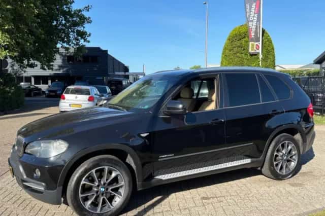 BMW X5 (2009) thumbnail 4