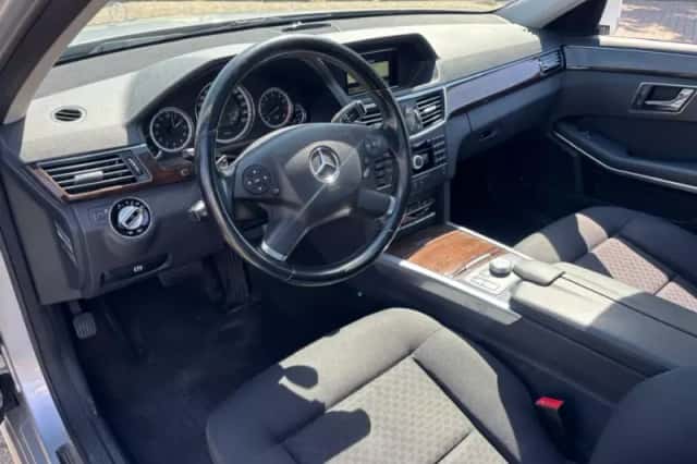 Mercedes-Benz E-Klasse (2009) thumbnail 5