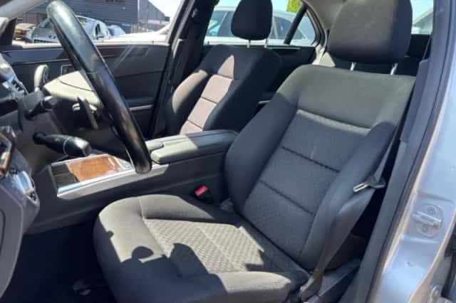 Mercedes-Benz E-Klasse (2009) thumbnail 6