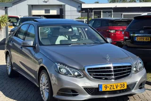 Mercedes-Benz E-Klasse (2015) thumbnail 3