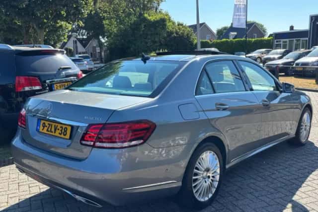 Mercedes-Benz E-Klasse (2015) thumbnail 6