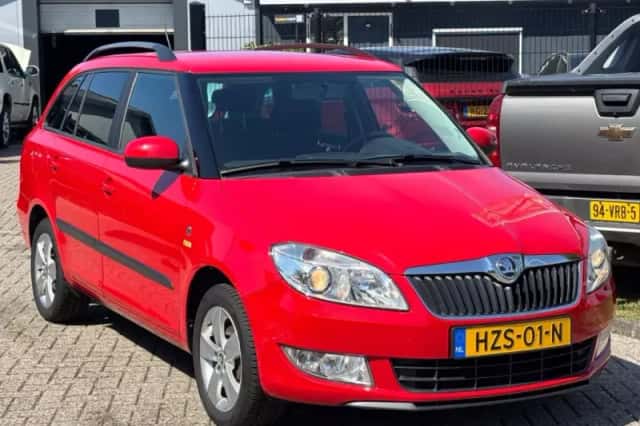 Škoda Fabia (2014) thumbnail 3