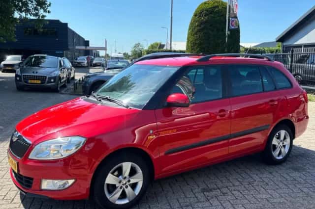 Škoda Fabia (2014) thumbnail 4