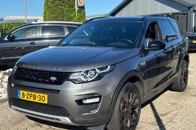 Land Rover Discovery Sport (2015) thumbnail 1