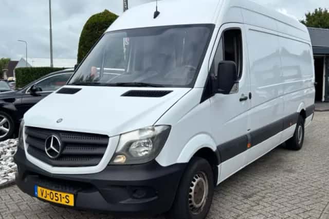 Mercedes-Benz Sprinter (2014) thumbnail 1