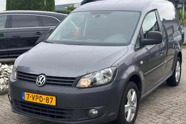 Volkswagen Caddy (2011) thumbnail 1