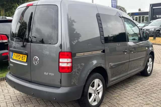 Volkswagen Caddy (2011) thumbnail 5