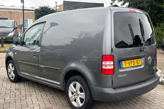 Volkswagen Caddy (2011) thumbnail 6