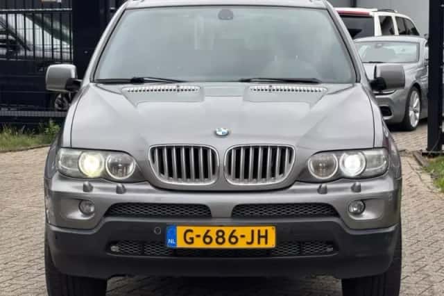 BMW X5 (2005) thumbnail 2