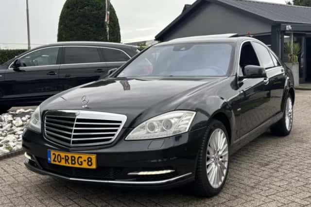 Mercedes-Benz S-Klasse (2011) thumbnail 1