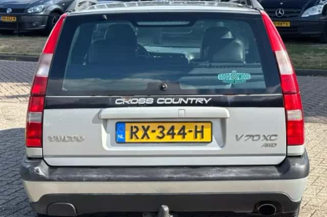 Volvo V70 XC (2000) thumbnail 6