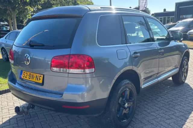 Volkswagen Touareg (2004) thumbnail 6
