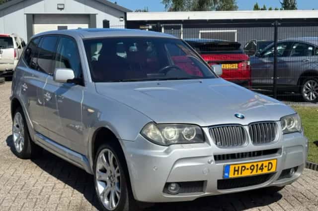 BMW X3 (2007) thumbnail 3