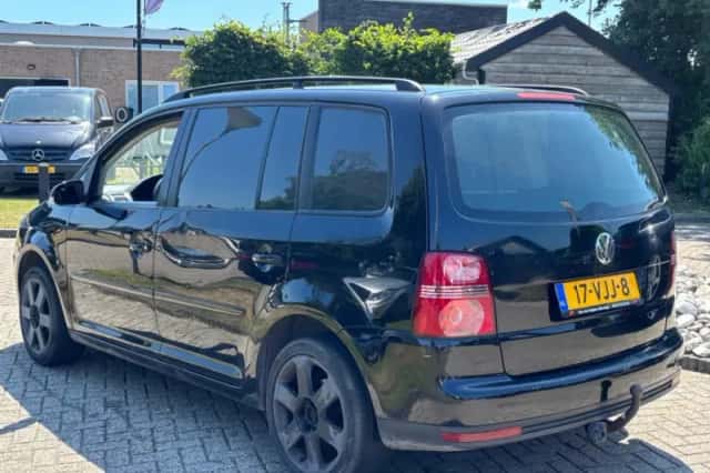 Volkswagen Touran (2007) thumbnail 5