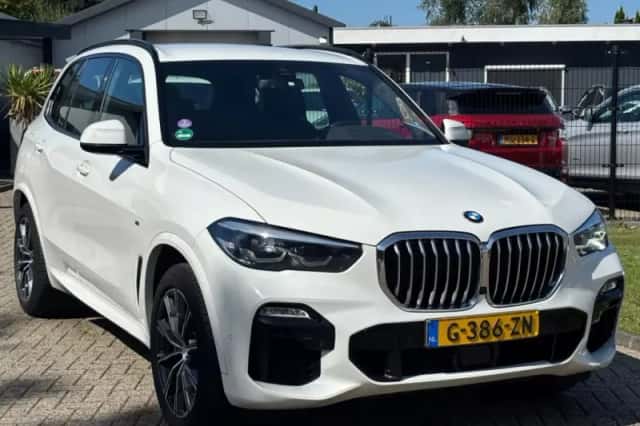 BMW X5 (2020) thumbnail 3
